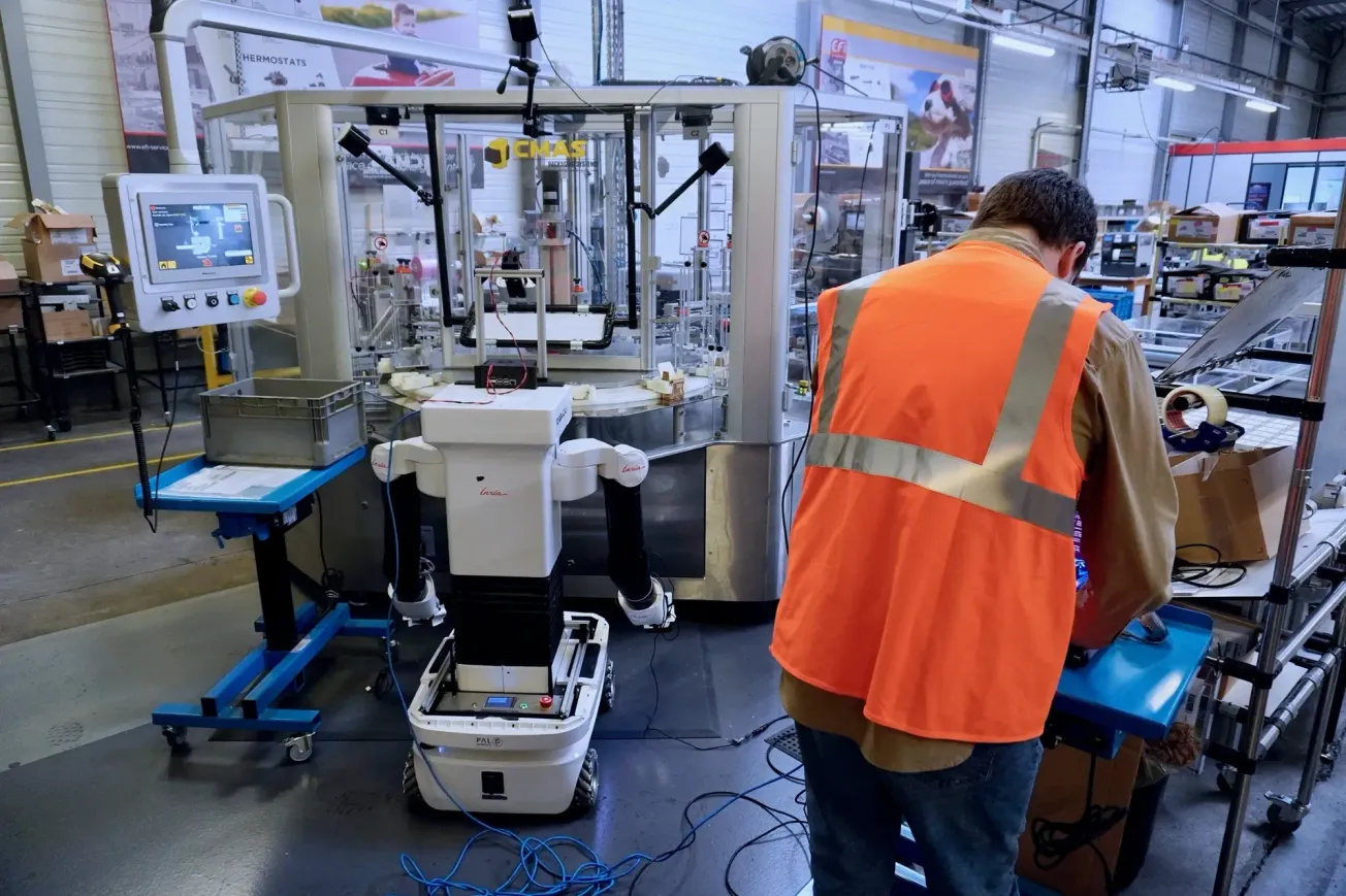 Bleu Robotics is teaching robots how to work in factories.
